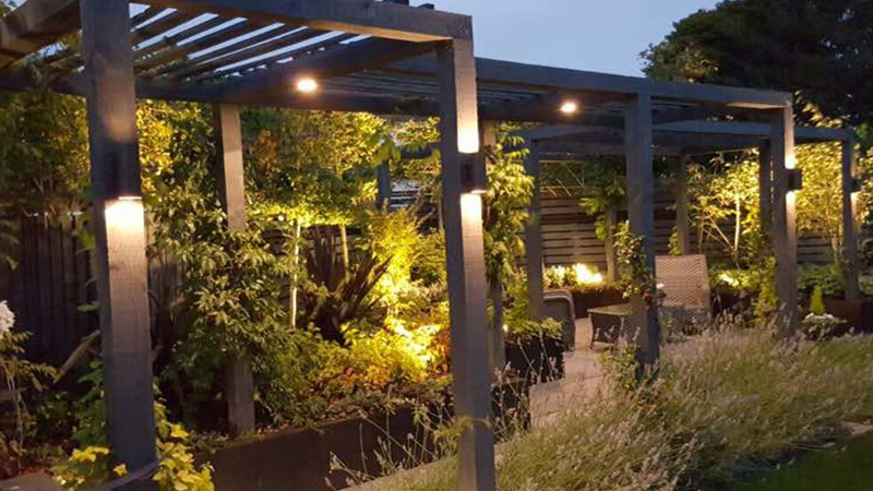 garden-lighting-about-us