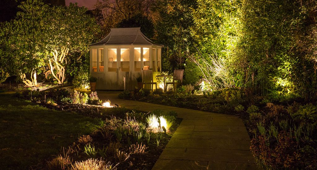 GardenLighting-Case_Study_Page-Diane_Bowden-2