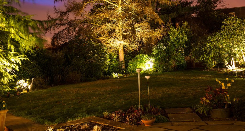 GardenLighting-Case_Study_Page-Diane_Bowden-3